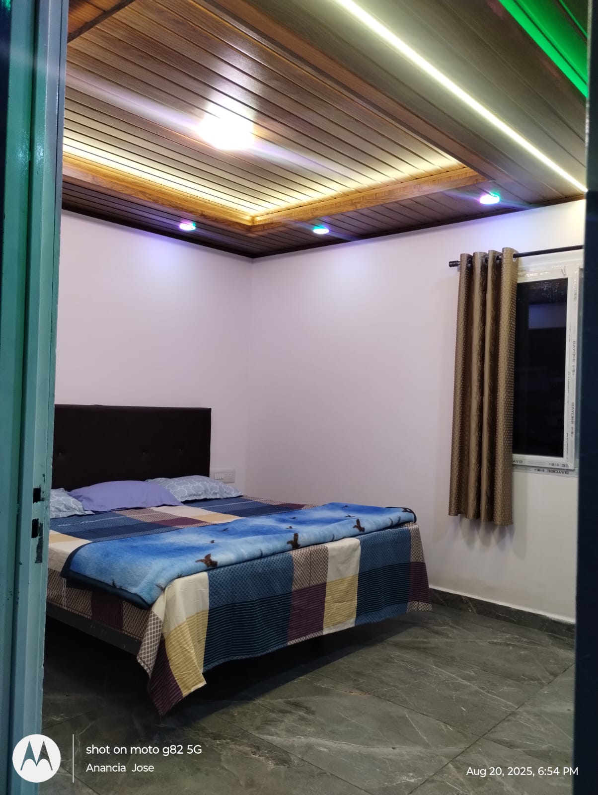 Star Cottage DVM homestay room in Devikulam, Munnar — view 3